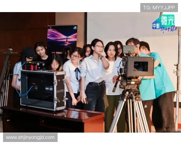 点燃光影梦想,青春影展闪耀未来——大学生电影节,不止于观影! 点燃光影梦想,青春影展闪耀未来——大学生电影节,不止于观影!